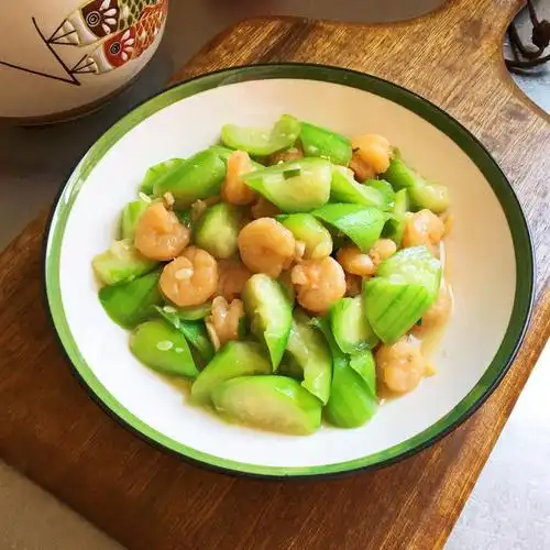 丝瓜炒虾仁,简单易做,清淡鲜美