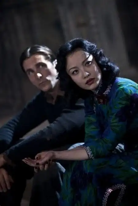 金陵十三钗香兰为什么被棍扎了