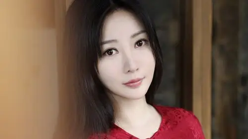 美女柳岩桌面壁纸-明星壁纸 - 壁纸之家