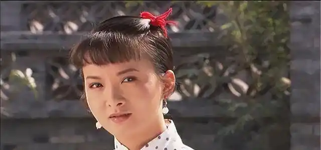 谢兰拿到剧本之后,就傻眼,因为没演过李香秀这样的角色,她不会演.