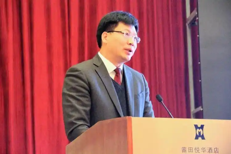 秀屿区区长蔡晃推介上塘银饰特色小镇项目上海黄金饰品行业协会会长程