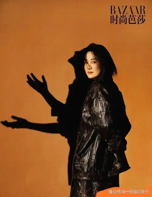 贾玲时尚芭莎封面照曝光,气质优雅眼神高冷,被赞女神范十足