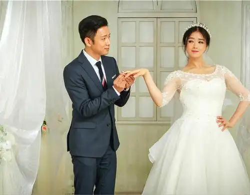 蒋欣,高鑫剧中婚纱照.