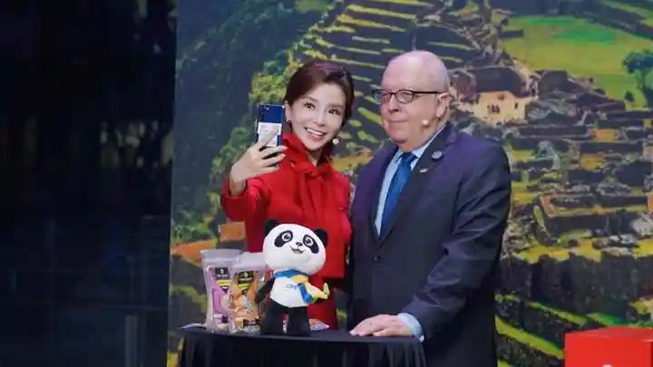 朱迅直播带货邀请的环球推介官够牛