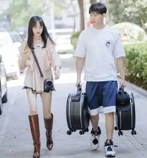 已无财产可供执行,郑爽美国近照被曝,一点都不意外_张恒_胡彦斌_感情