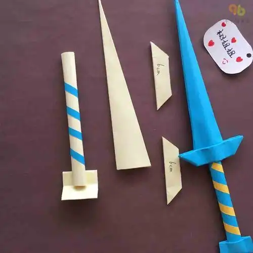 武器折纸 男孩子们都喜欢的匕首折法_折纸简笔画