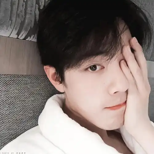 肖战壁纸和头像来啦