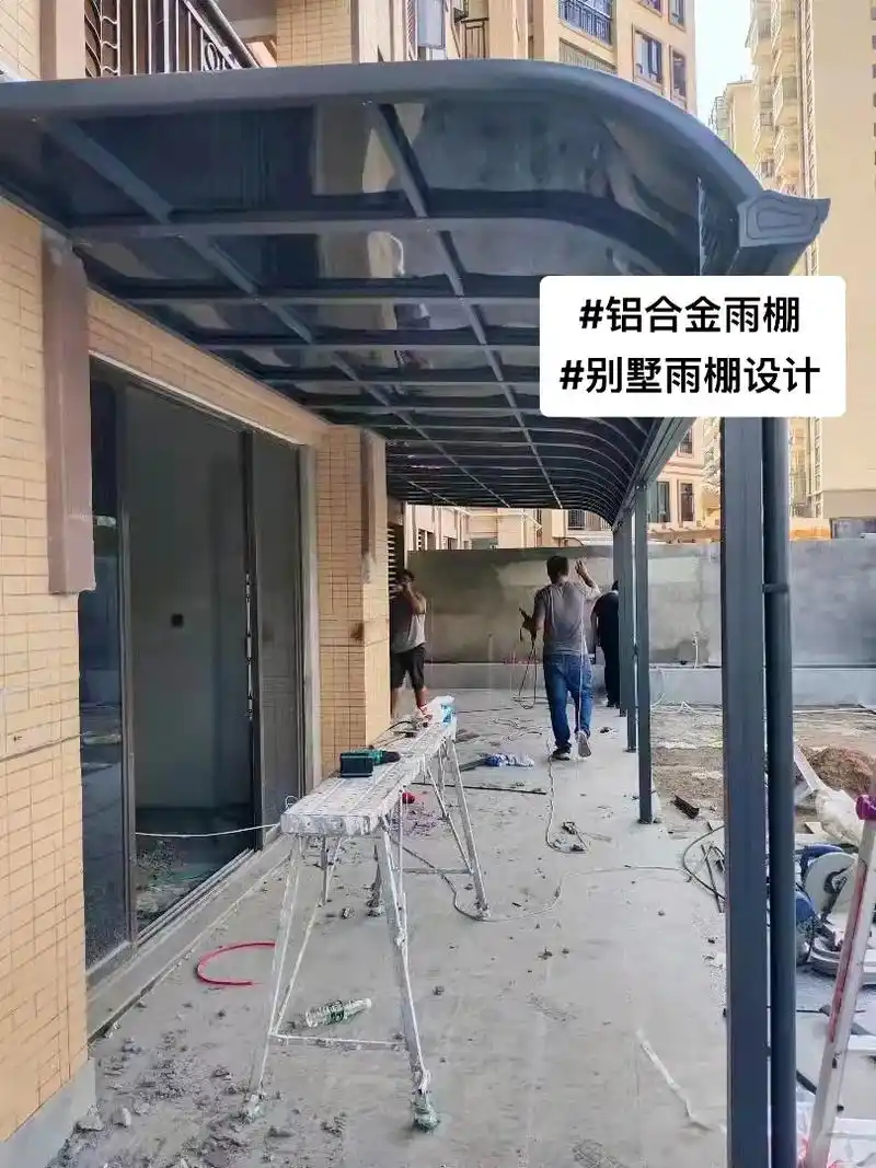 铝合金雨棚安装完成图来啦|||铝合金雨棚的优点 高强度 选用 - 抖音
