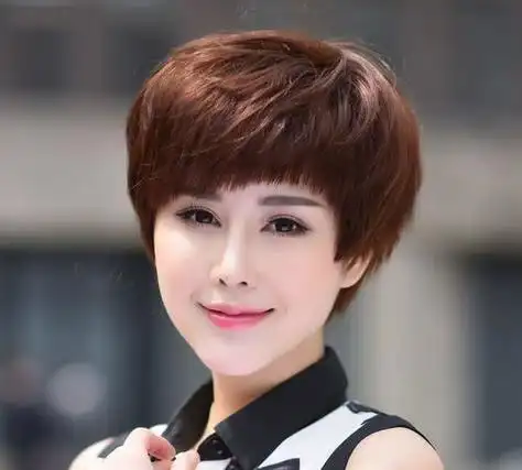 50岁女人发型显年轻短发 五十岁女人最佳短发型