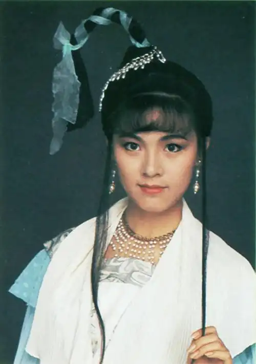 tvb日月神剑30年前的古装玄幻剧男主女主又嫩又美