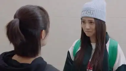 亲爱的热爱的:蓝莓离婚,赤身裸体流落街头,杨紫"小贱人活该"