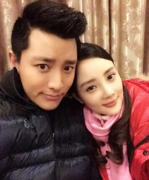 回顾有种整容叫贾乃亮离婚前妻变化不大他却像变个人似的