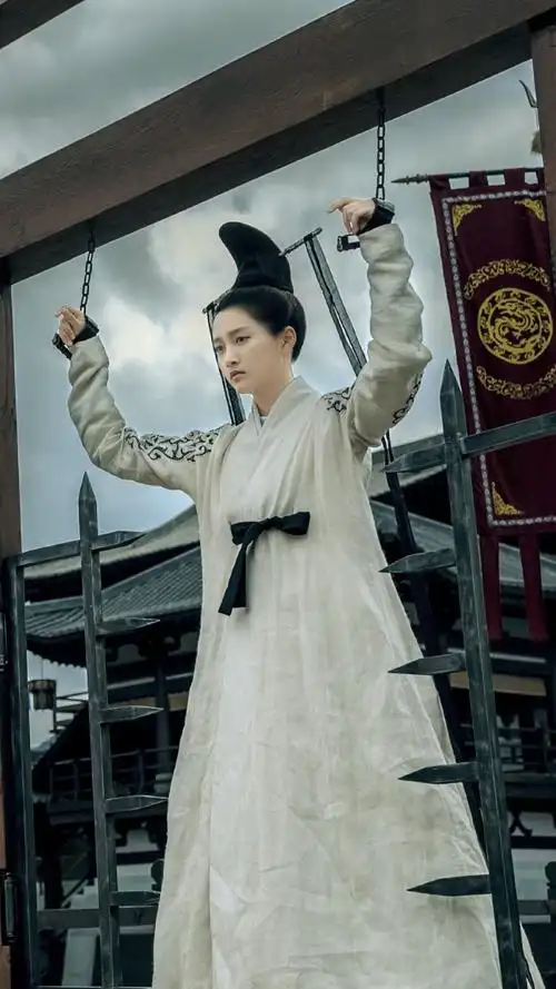 凤囚凰刘楚玉关晓彤饰