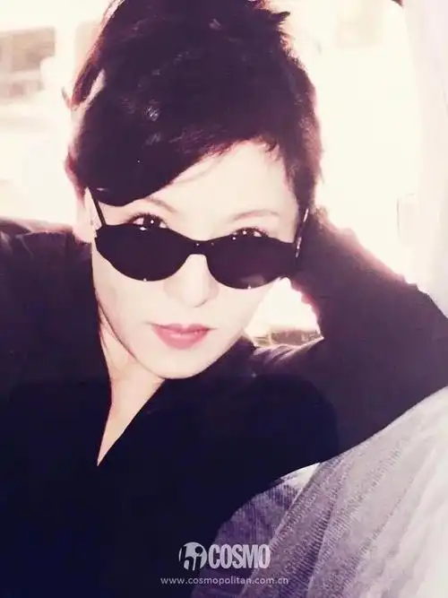 周董和妈妈叶惠美比拼时髦输得太彻底