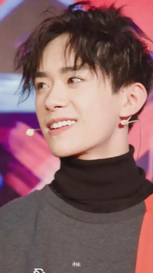 易烊千玺电影小小的我