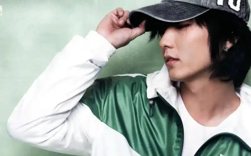 安卓(android)韩国明星 李准基高清手机壁纸免费下载,安心市场-用安卓