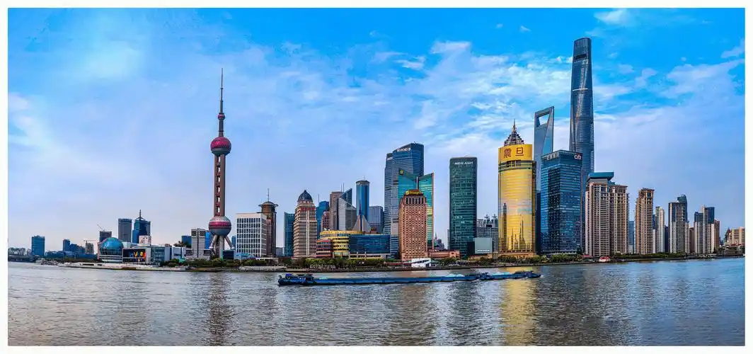 我用小米手机拍上海外滩全景