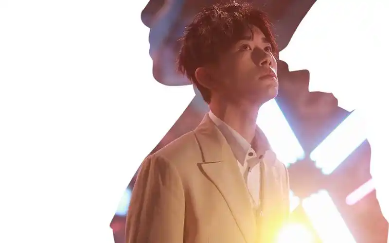 易烊千玺易燃装置成员图片高清壁纸