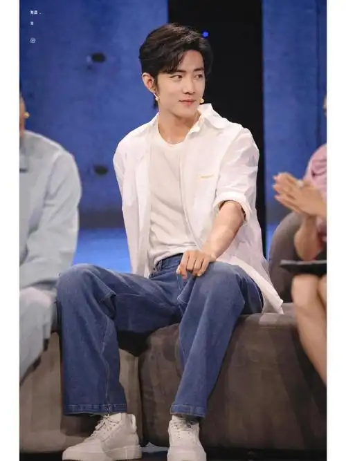 肖战深v白衬衫##最后悔学的大学专业是什么