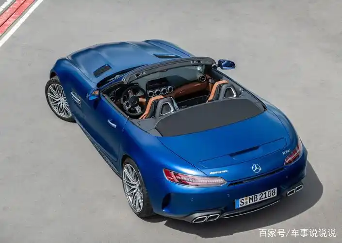 外表绅士,内心暴躁,奔驰amg gt软顶敞篷