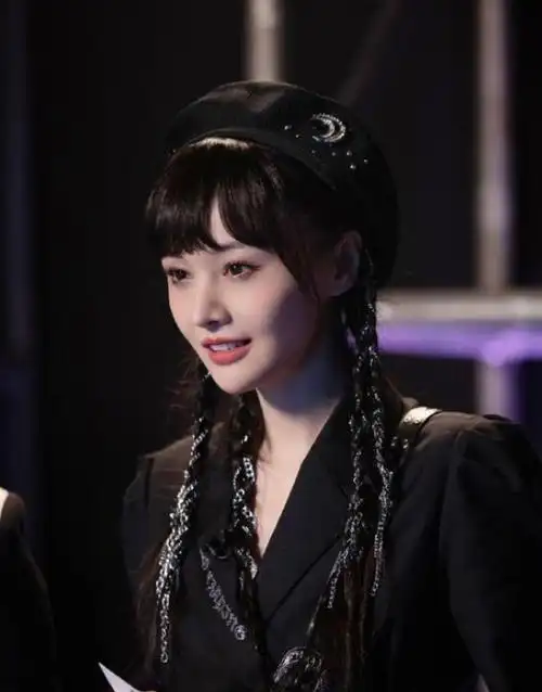 郑爽发律师函否认凌虐小孩控告张恒把孩子当作工具