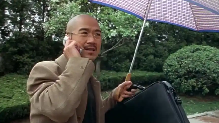 手机:张国立不让葛优接他上班,原来是有人送他啊