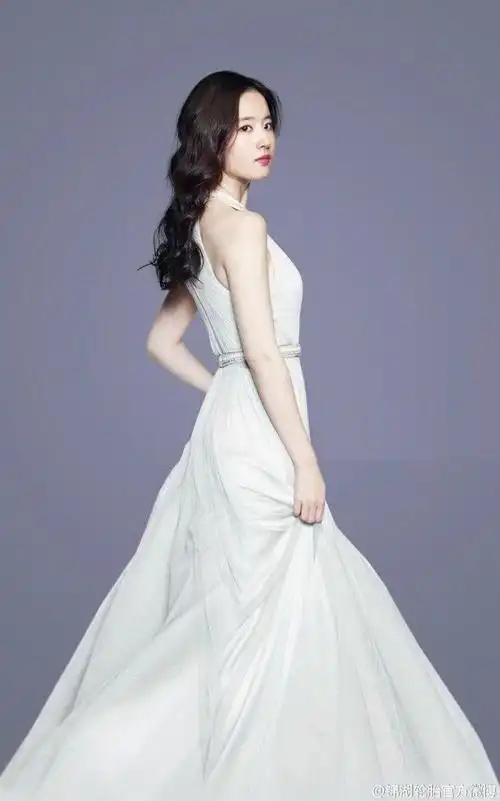 这些女明星的婚纱照简直美翻了希望没结婚的早日脱单