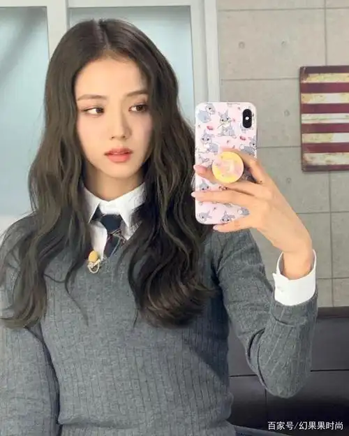 blackpink成员jisoo金智秀的时尚照片集一