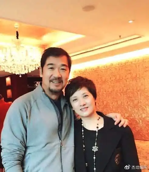 张国立前妻罗秀春当年邓婕插足我的婚姻我让她一生当不了母亲