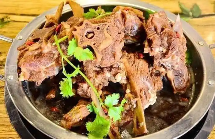 胡同里羊蝎子火锅烧烤