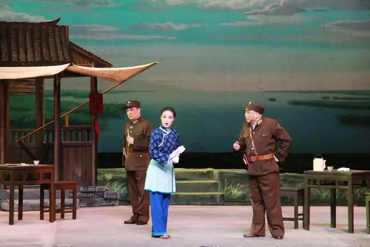 京剧《沙家浜》欣赏——刘永久