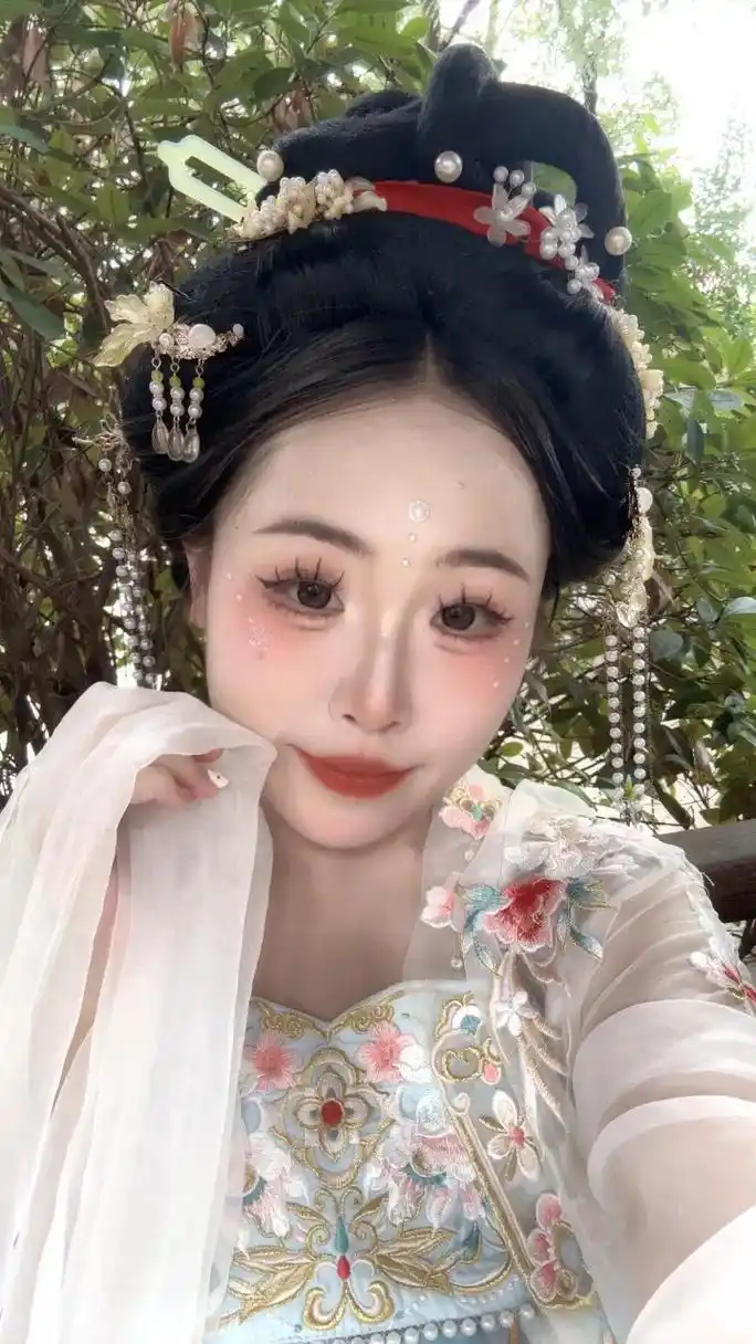 汉服妆造 #重回汉唐 #宋制珍珠妆 #古风妆造 #墨雨云间