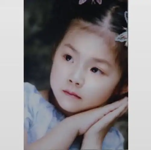 要说行动力,谢可寅和刘雨昕还慢了点,其他成员都已经换好了,但这两人