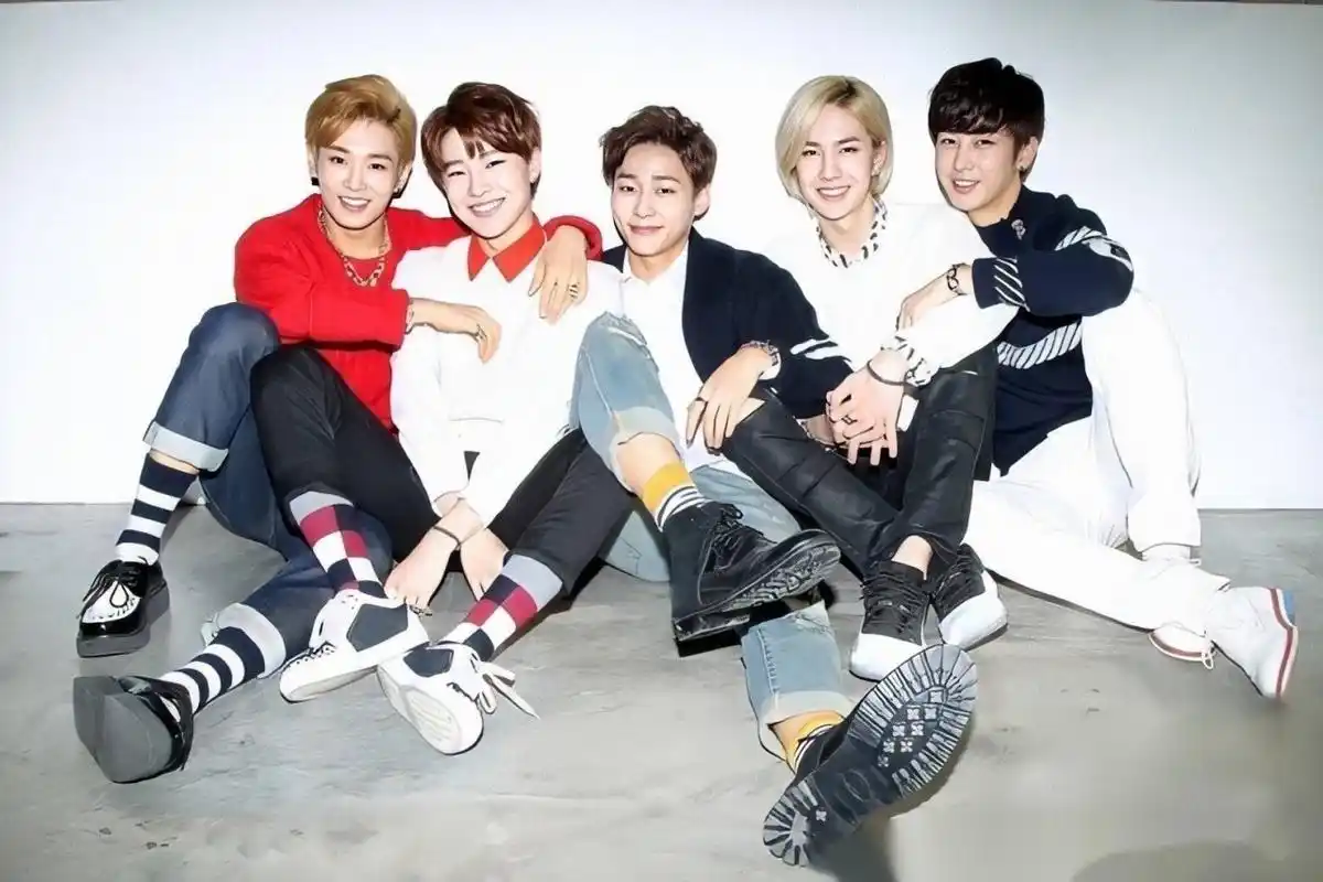 [流泪]@uniqofficial