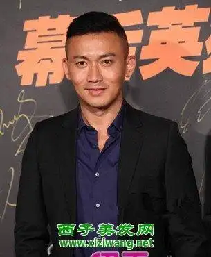 男生帅气锅盖头发型造型 示范最新非主流男生发型(3)