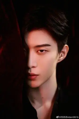 有没有人和我一样,喜欢范丞丞不耐烦,不高兴,看.