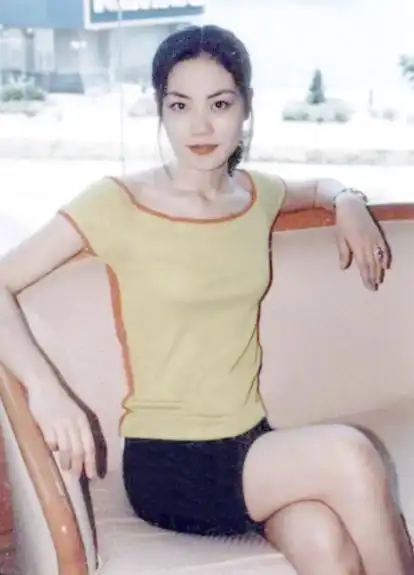 很多小伙伴看完之后也都很羡慕,其实王菲的身材这么好主要和生活中的