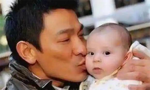 终于曝光了张柏芝三胎dna鉴定父亲竟是刘德华