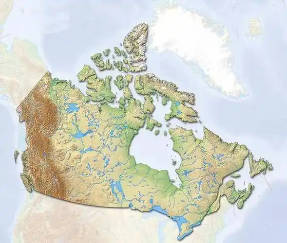 在加拿大的西部的高大的落基山脉,中部是劳伦琴高原,东部为拉布拉多