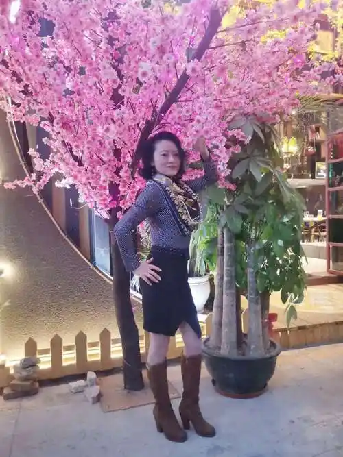 53岁离异女征婚照片(id:4924956)_广东广州征婚交友_我主良缘网