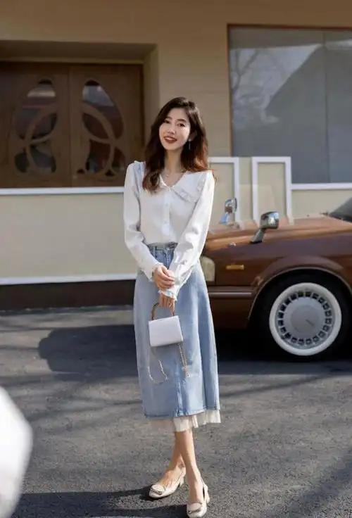 这才是35岁气质女人该有的春季穿搭衬衫高腰裙优雅有女人味