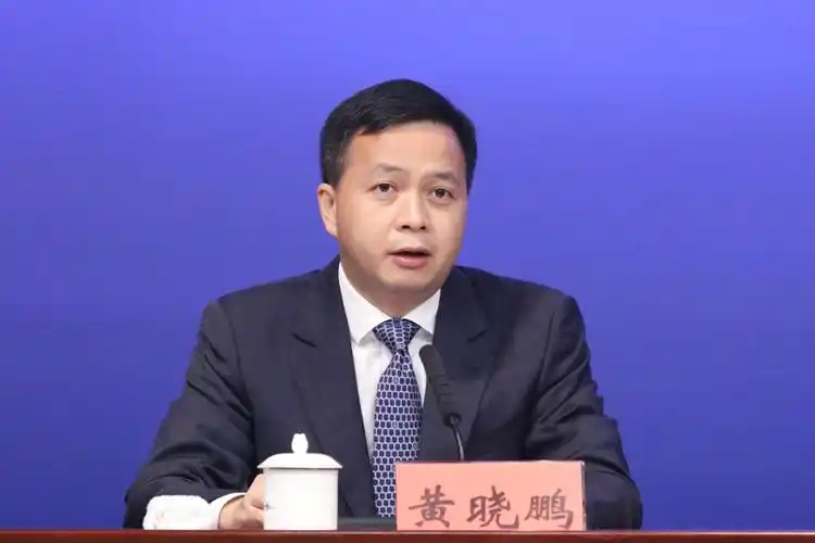 发布人:前海合作区党工委副书记,前海管理局常务副局长 黄晓鹏