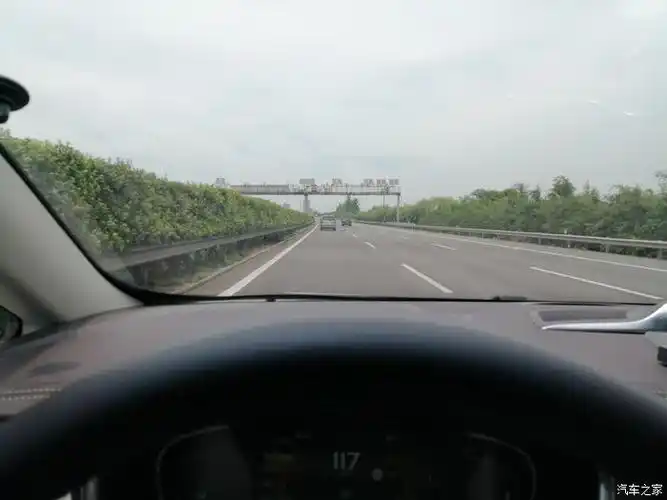 假装在三亚暴风雨和艳阳齐在开着嘉际去宁波九龙湖消暑