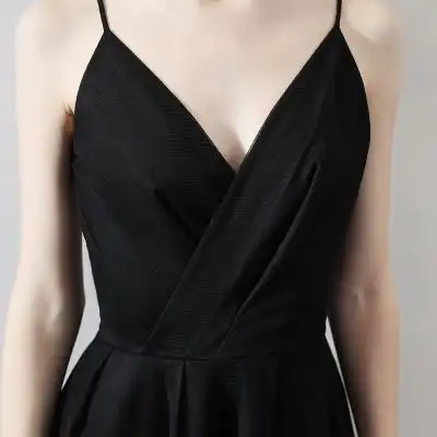 黑色吊带小晚礼服裙女2019新款春宴会洋装生日派对性感连衣裙年会