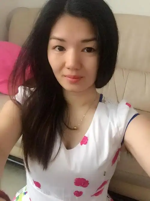 29岁离异女征婚照片(id:98834399)_广东广州征婚交友_珍爱网