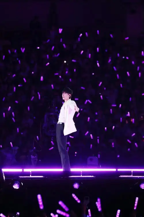 张杰未live开往1982巡回演唱会