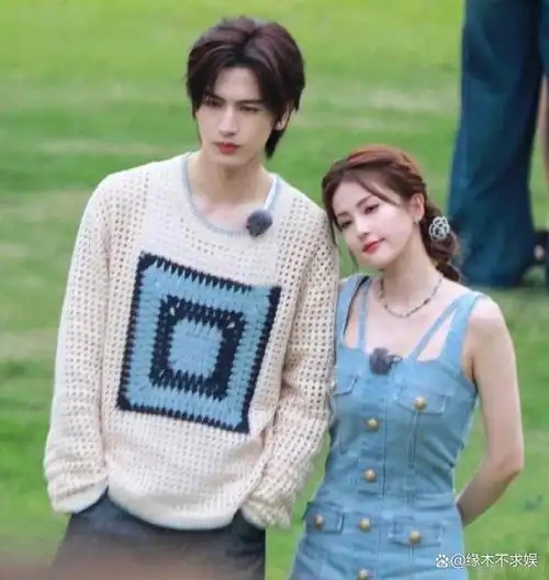 刘大锤曝白鹿张凌赫分手男方疑移情别恋虞书欣更多细节被扒