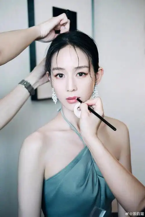 张钧甯美图第31期