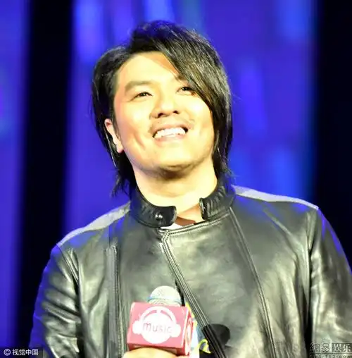 岁月是把杀猪刀阿杜现身发福