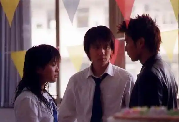 不得不惊叹时间的流逝速度,《十八岁的天空》已经是20年前的电视剧了